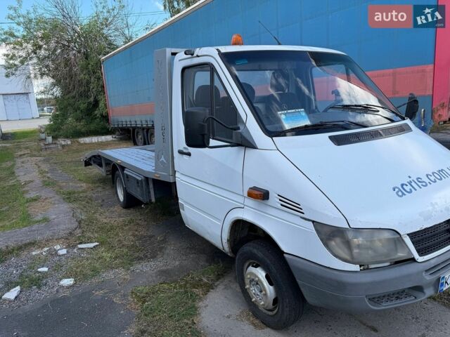 Белый Мерседес Sprinter, объемом двигателя 2.15 л и пробегом 300 тыс. км за 13600 $, фото 1 на Automoto.ua