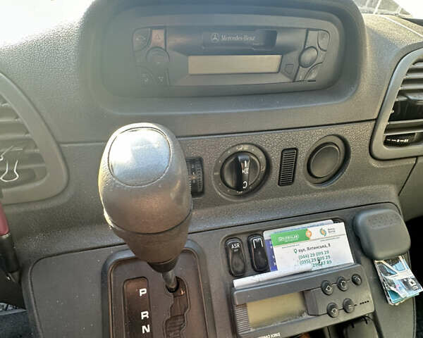Белый Мерседес Sprinter, объемом двигателя 2.7 л и пробегом 474 тыс. км за 15500 $, фото 1 на Automoto.ua