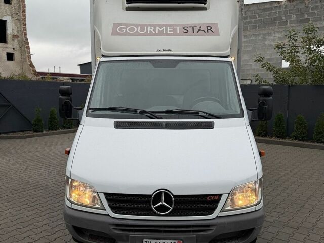 Белый Мерседес Sprinter, объемом двигателя 2.2 л и пробегом 182 тыс. км за 15000 $, фото 1 на Automoto.ua