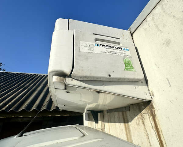 Белый Мерседес Sprinter, объемом двигателя 2.7 л и пробегом 474 тыс. км за 15500 $, фото 4 на Automoto.ua