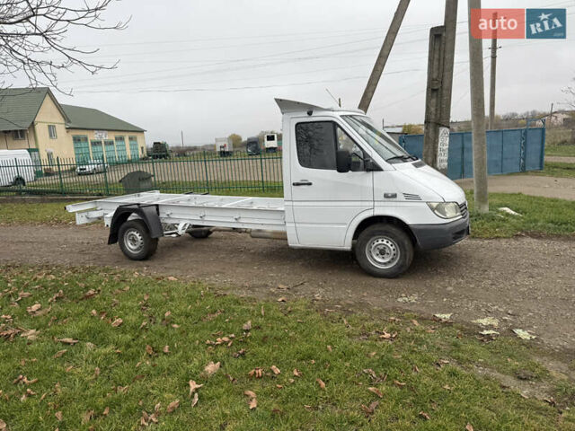 Белый Мерседес Sprinter, объемом двигателя 2.69 л и пробегом 2 тыс. км за 8800 $, фото 1 на Automoto.ua