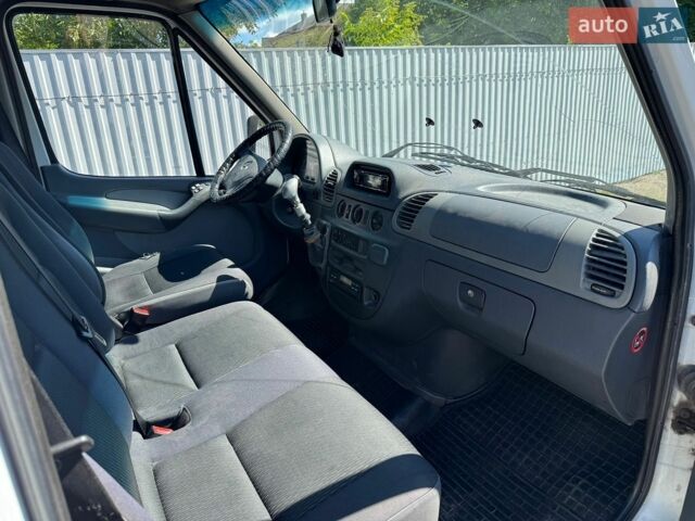 Білий Мерседес Sprinter, об'ємом двигуна 2.2 л та пробігом 504 тис. км за 9900 $, фото 17 на Automoto.ua