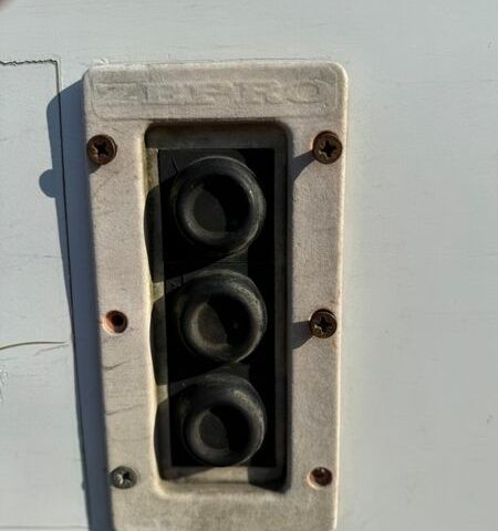 Белый Мерседес Sprinter, объемом двигателя 2.69 л и пробегом 515 тыс. км за 12500 $, фото 15 на Automoto.ua