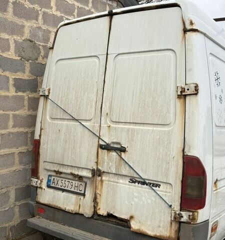 Білий Мерседес Sprinter, об'ємом двигуна 2.15 л та пробігом 480 тис. км за 8000 $, фото 8 на Automoto.ua
