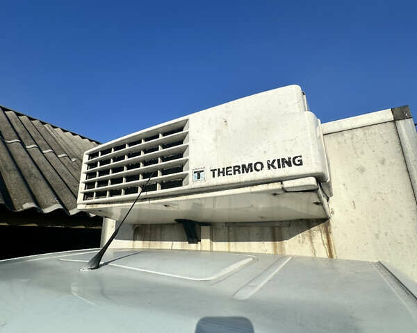 Белый Мерседес Sprinter, объемом двигателя 2.7 л и пробегом 474 тыс. км за 15500 $, фото 9 на Automoto.ua