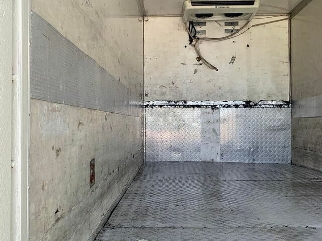 Білий Мерседес Sprinter, об'ємом двигуна 2.15 л та пробігом 400 тис. км за 9800 $, фото 32 на Automoto.ua