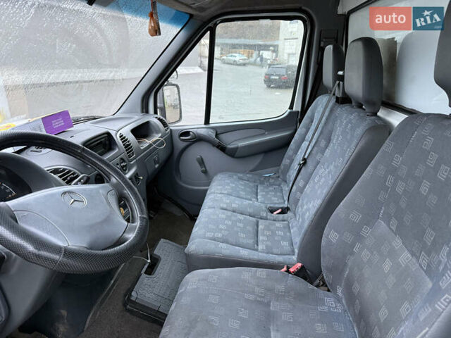 Білий Мерседес Sprinter, об'ємом двигуна 2.15 л та пробігом 327 тис. км за 10500 $, фото 3 на Automoto.ua