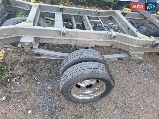 Белый Мерседес Sprinter, объемом двигателя 2.1 л и пробегом 300 тыс. км за 5555 $, фото 4 на Automoto.ua