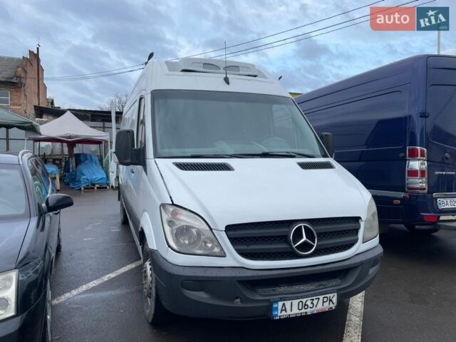 Белый Мерседес Sprinter, объемом двигателя 2.15 л и пробегом 444 тыс. км за 12222 $, фото 1 на Automoto.ua