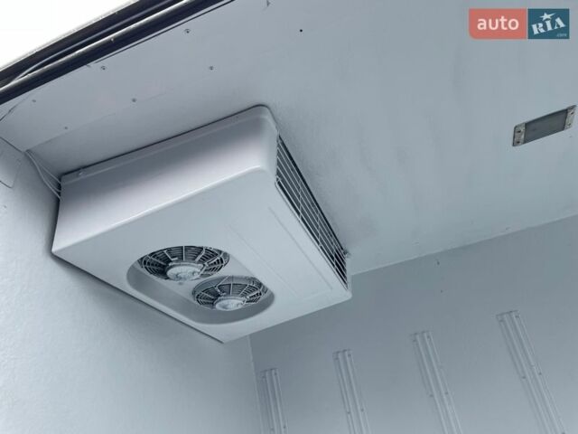 Белый Мерседес Sprinter, объемом двигателя 2.15 л и пробегом 444 тыс. км за 12222 $, фото 23 на Automoto.ua