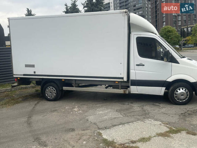 Белый Мерседес Sprinter, объемом двигателя 2.99 л и пробегом 1 тыс. км за 16300 $, фото 7 на Automoto.ua