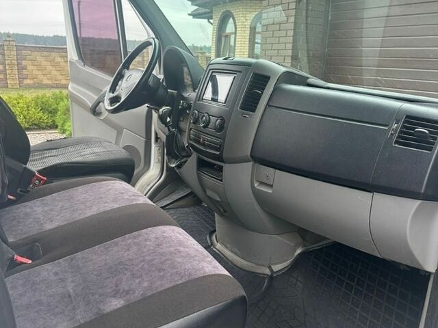 Білий Мерседес Sprinter, об'ємом двигуна 2.15 л та пробігом 590 тис. км за 8700 $, фото 12 на Automoto.ua