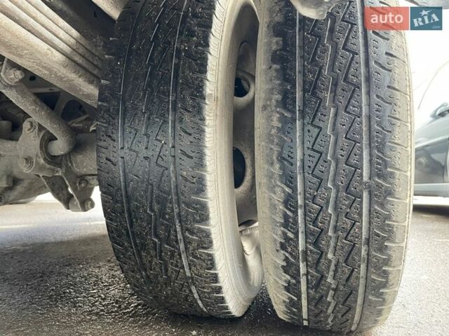 Белый Мерседес Sprinter, объемом двигателя 2.15 л и пробегом 444 тыс. км за 12222 $, фото 28 на Automoto.ua