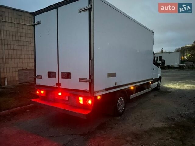 Белый Мерседес Sprinter, объемом двигателя 3 л и пробегом 912 тыс. км за 15700 $, фото 2 на Automoto.ua