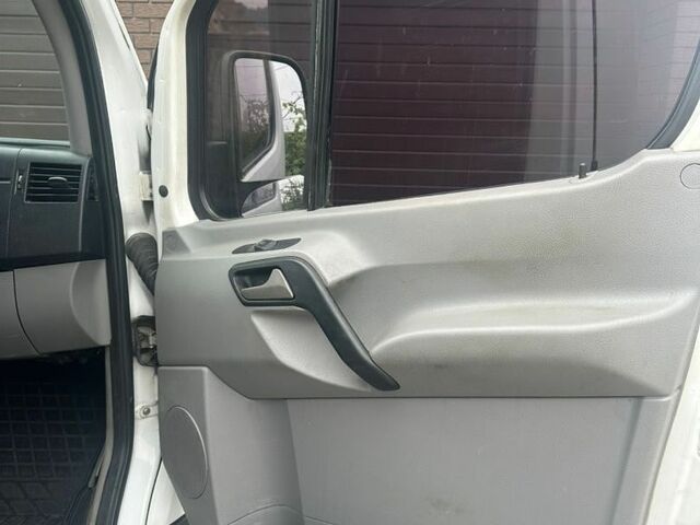 Білий Мерседес Sprinter, об'ємом двигуна 2.15 л та пробігом 590 тис. км за 8700 $, фото 13 на Automoto.ua