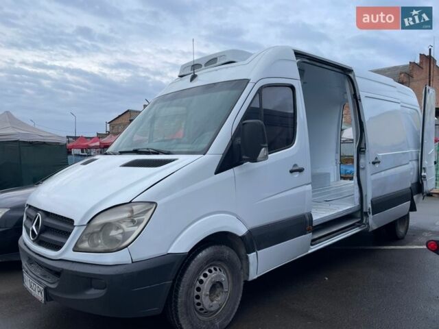 Белый Мерседес Sprinter, объемом двигателя 2.15 л и пробегом 444 тыс. км за 12222 $, фото 2 на Automoto.ua