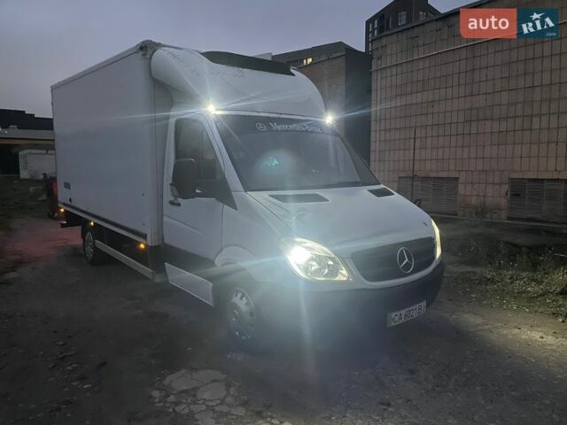 Белый Мерседес Sprinter, объемом двигателя 3 л и пробегом 912 тыс. км за 15700 $, фото 3 на Automoto.ua