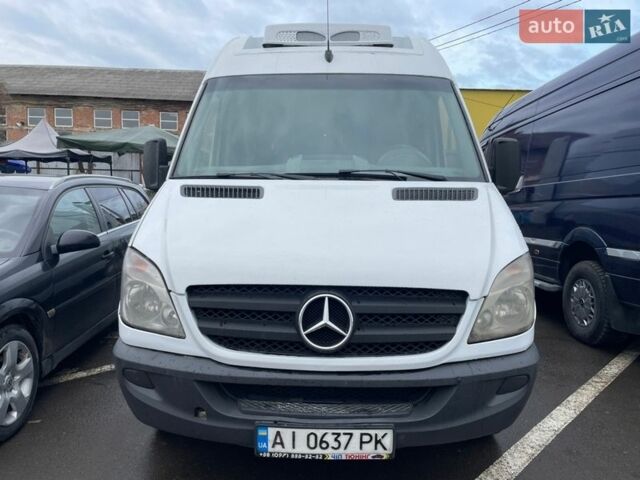 Белый Мерседес Sprinter, объемом двигателя 2.15 л и пробегом 444 тыс. км за 12222 $, фото 3 на Automoto.ua