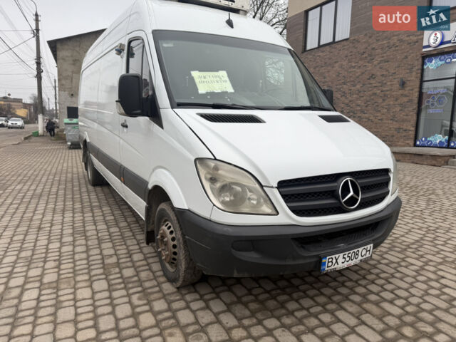 Белый Мерседес Sprinter, объемом двигателя 2.99 л и пробегом 700 тыс. км за 11900 $, фото 1 на Automoto.ua