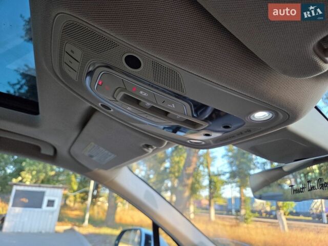 Белый Мерседес Sprinter, объемом двигателя 2.99 л и пробегом 785 тыс. км за 12800 $, фото 8 на Automoto.ua