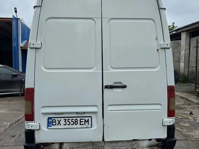 Белый Мерседес Sprinter, объемом двигателя 2.69 л и пробегом 457 тыс. км за 11200 $, фото 8 на Automoto.ua