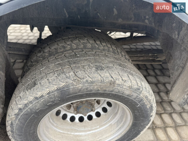 Белый Мерседес Sprinter, объемом двигателя 2.99 л и пробегом 700 тыс. км за 11900 $, фото 4 на Automoto.ua