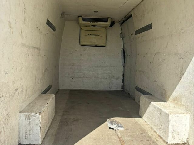 Білий Мерседес Sprinter, об'ємом двигуна 2.15 л та пробігом 770 тис. км за 9000 $, фото 8 на Automoto.ua