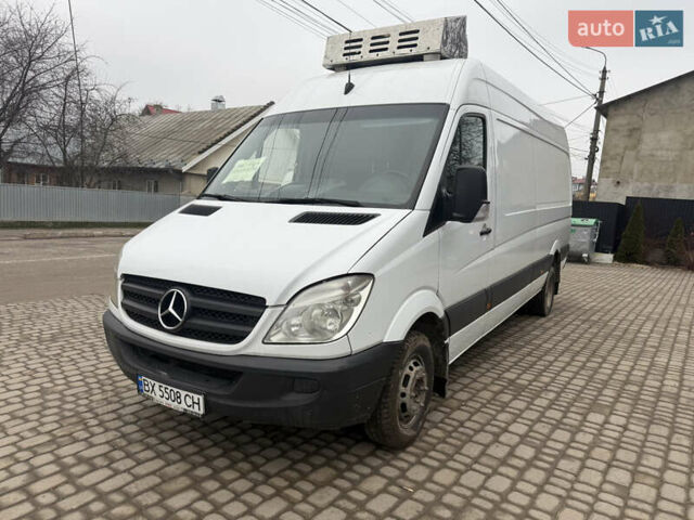 Белый Мерседес Sprinter, объемом двигателя 2.99 л и пробегом 700 тыс. км за 14500 $, фото 1 на Automoto.ua