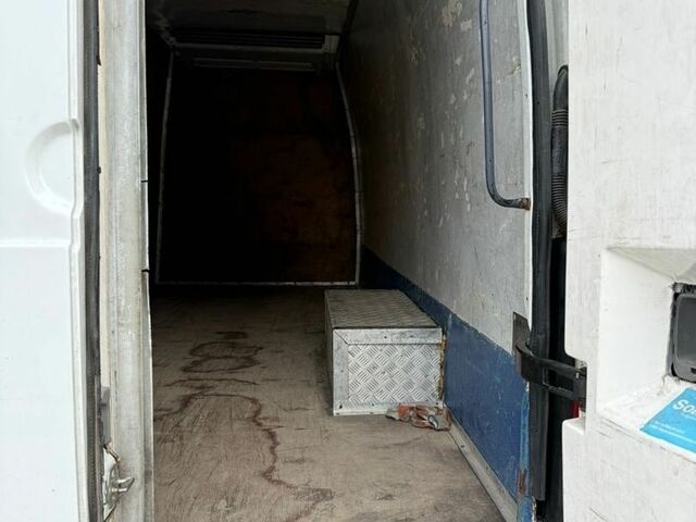 Білий Мерседес Sprinter, об'ємом двигуна 2.99 л та пробігом 785 тис. км за 12800 $, фото 2 на Automoto.ua