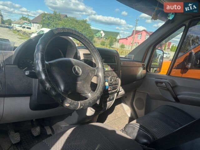 Білий Мерседес Sprinter, об'ємом двигуна 2.15 л та пробігом 770 тис. км за 9000 $, фото 13 на Automoto.ua