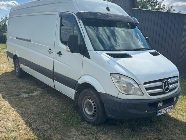 Білий Мерседес Sprinter, об'ємом двигуна 2.15 л та пробігом 770 тис. км за 9000 $, фото 1 на Automoto.ua