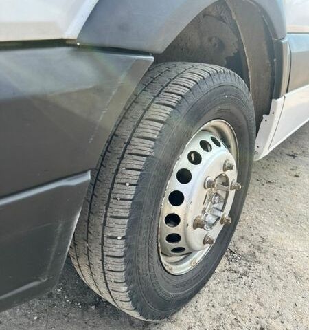 Білий Мерседес Sprinter, об'ємом двигуна 2.99 л та пробігом 800 тис. км за 14300 $, фото 17 на Automoto.ua