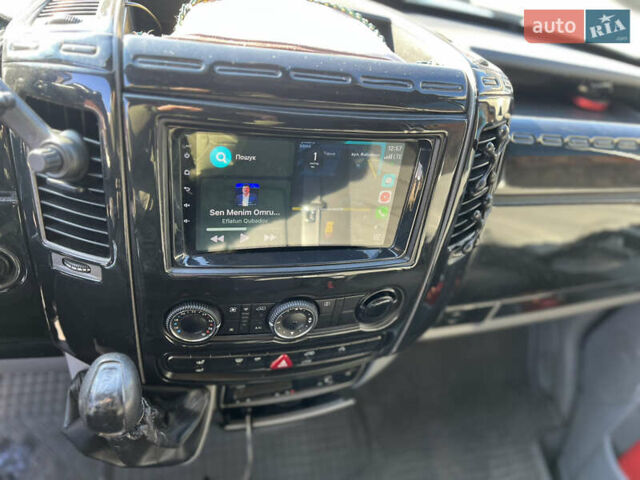 Белый Мерседес Sprinter, объемом двигателя 2.99 л и пробегом 180 тыс. км за 20000 $, фото 19 на Automoto.ua
