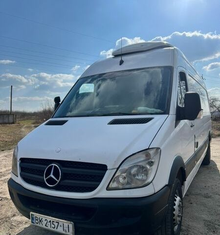 Білий Мерседес Sprinter, об'ємом двигуна 2.99 л та пробігом 800 тис. км за 14300 $, фото 3 на Automoto.ua