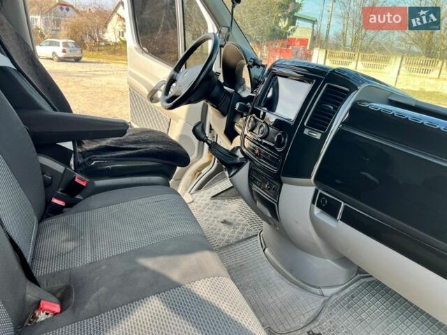 Білий Мерседес Sprinter, об'ємом двигуна 2.99 л та пробігом 800 тис. км за 14300 $, фото 31 на Automoto.ua