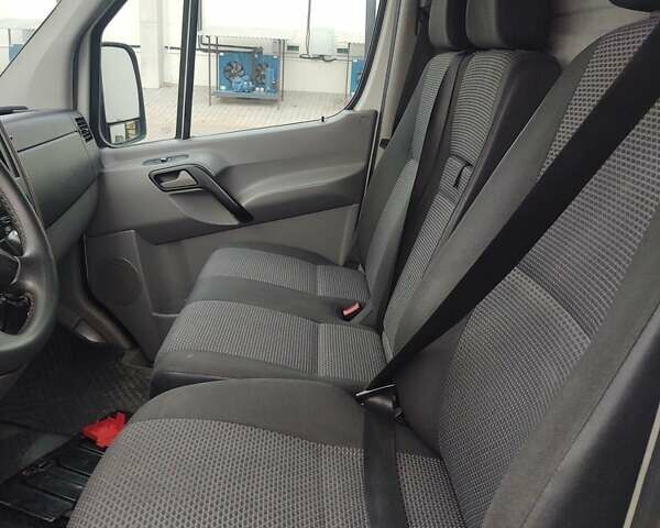 Білий Мерседес Sprinter, об'ємом двигуна 2.14 л та пробігом 550 тис. км за 12000 $, фото 4 на Automoto.ua