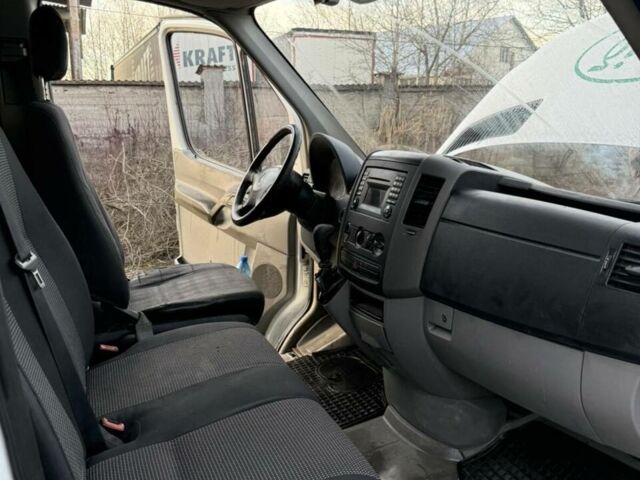 Білий Мерседес Sprinter, об'ємом двигуна 2.14 л та пробігом 363 тис. км за 13000 $, фото 7 на Automoto.ua