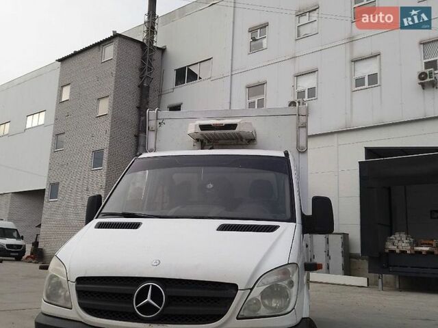 Белый Мерседес Sprinter, объемом двигателя 2.14 л и пробегом 600 тыс. км за 9500 $, фото 1 на Automoto.ua