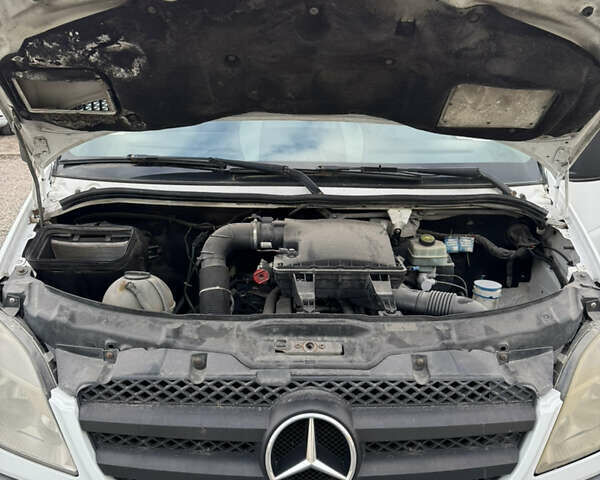 Белый Мерседес Sprinter, объемом двигателя 2.14 л и пробегом 583 тыс. км за 13000 $, фото 17 на Automoto.ua