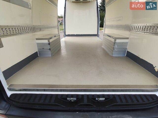 Белый Мерседес Sprinter, объемом двигателя 0 л и пробегом 281 тыс. км за 29900 $, фото 43 на Automoto.ua