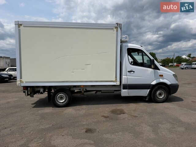 Белый Мерседес Sprinter, объемом двигателя 2.14 л и пробегом 630 тыс. км за 9000 $, фото 5 на Automoto.ua