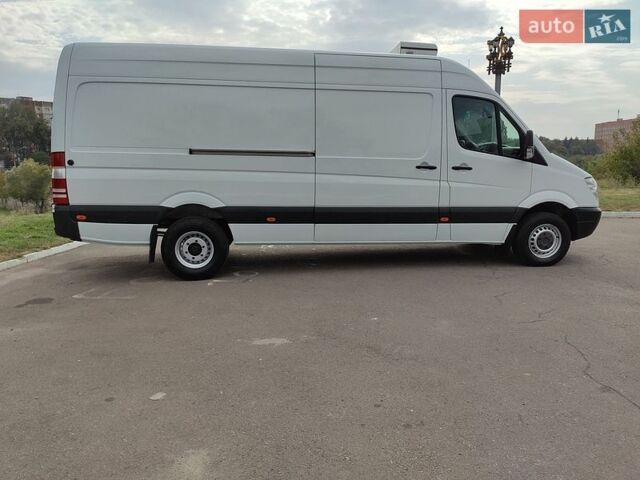 Белый Мерседес Sprinter, объемом двигателя 0 л и пробегом 281 тыс. км за 30500 $, фото 5 на Automoto.ua