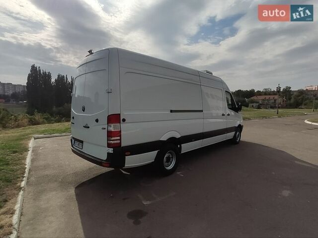 Белый Мерседес Sprinter, объемом двигателя 0 л и пробегом 281 тыс. км за 30500 $, фото 56 на Automoto.ua