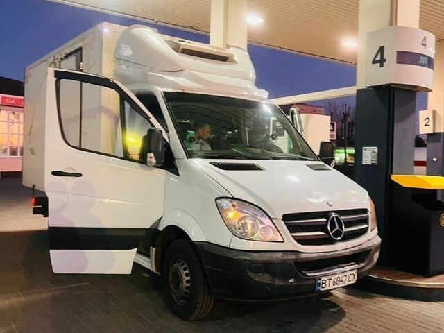 Білий Мерседес Sprinter, об'ємом двигуна 3.2 л та пробігом 400 тис. км за 12500 $, фото 10 на Automoto.ua