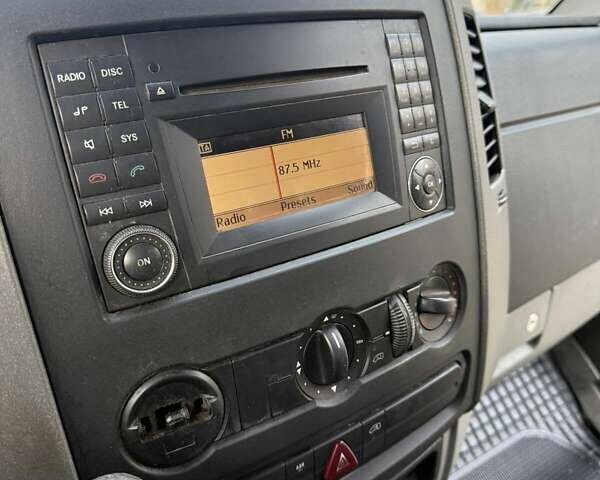 Білий Мерседес Sprinter, об'ємом двигуна 2.14 л та пробігом 363 тис. км за 15000 $, фото 5 на Automoto.ua