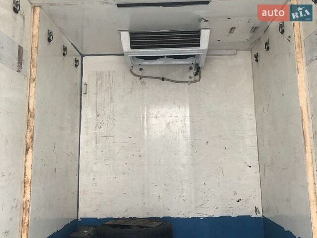 Белый Мерседес Sprinter, объемом двигателя 2.14 л и пробегом 600 тыс. км за 9500 $, фото 3 на Automoto.ua