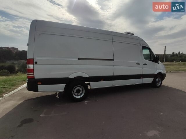 Белый Мерседес Sprinter, объемом двигателя 0 л и пробегом 281 тыс. км за 29900 $, фото 55 на Automoto.ua