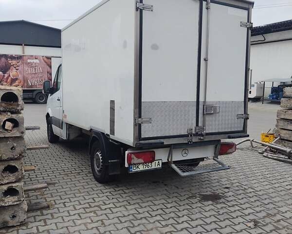Білий Мерседес Sprinter, об'ємом двигуна 2.14 л та пробігом 550 тис. км за 12000 $, фото 1 на Automoto.ua