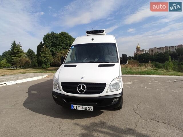 Белый Мерседес Sprinter, объемом двигателя 0 л и пробегом 281 тыс. км за 29900 $, фото 65 на Automoto.ua