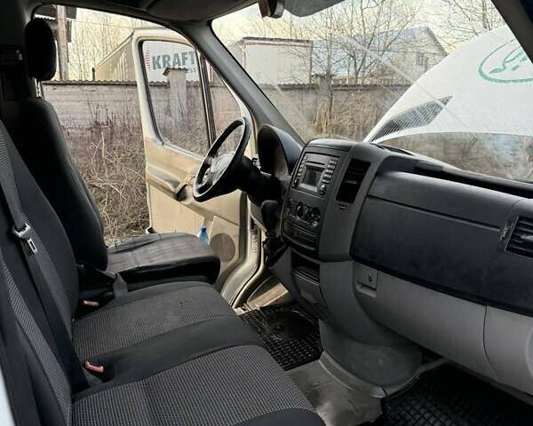 Білий Мерседес Sprinter, об'ємом двигуна 2.14 л та пробігом 363 тис. км за 15000 $, фото 2 на Automoto.ua